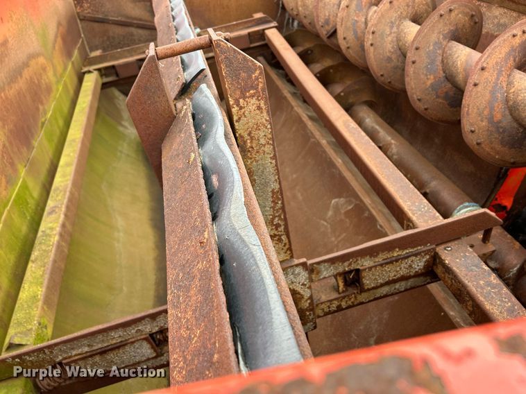 image for item DS0803 Kuhn Knight  3130 feed mixer