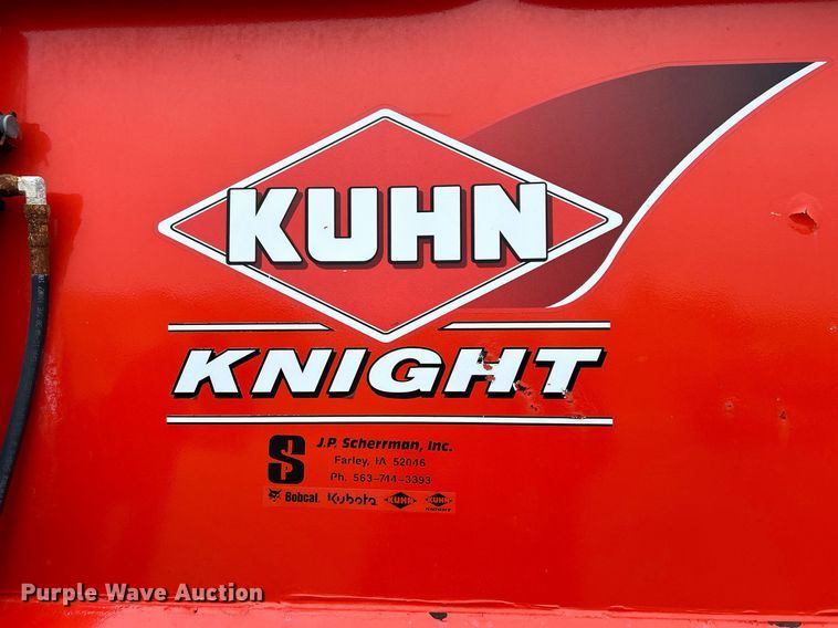image for item DS0804 Kuhn Knight 3130 feed mixer