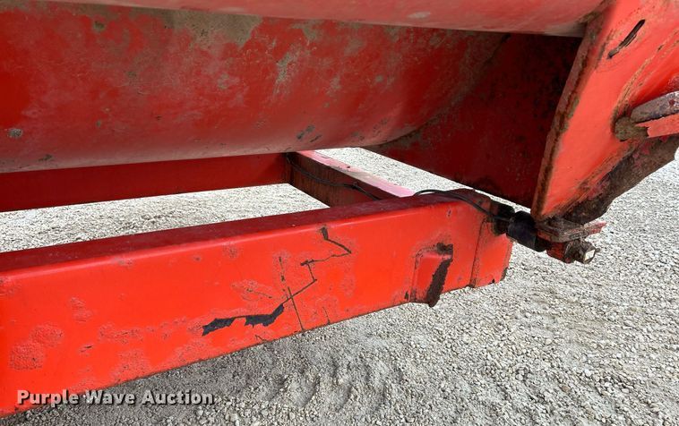 image for item DS0804 Kuhn Knight 3130 feed mixer