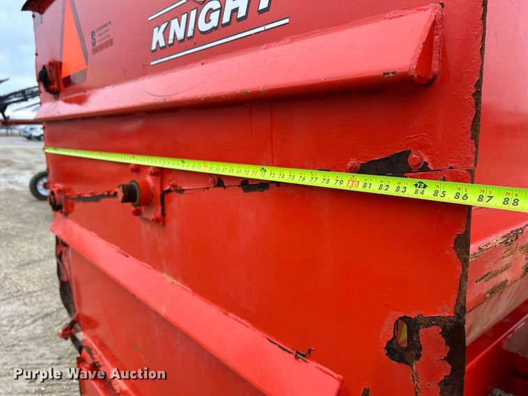 image for item DS0804 Kuhn Knight 3130 feed mixer