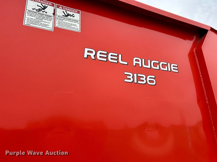 image for item DS0805 Kuhn Knight 3136 feed mixer