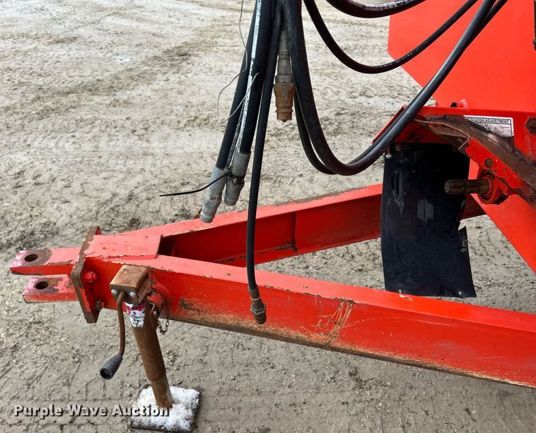 image for item DS0805 Kuhn Knight 3136 feed mixer