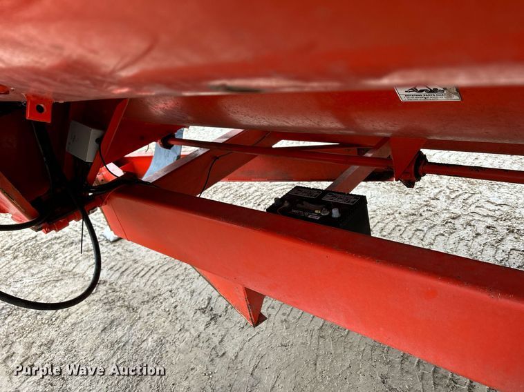 image for item DS0805 Kuhn Knight 3136 feed mixer