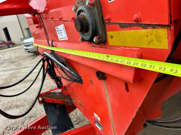 image for item DS0805 Kuhn Knight 3136 feed mixer
