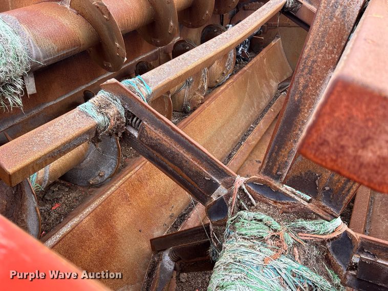 image for item DS0805 Kuhn Knight 3136 feed mixer