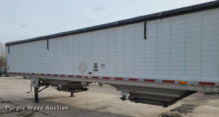 image for item DS7260 2009 Wilson Pacesetter grain trailer