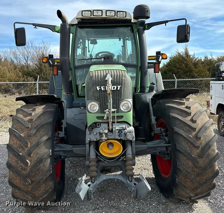 image for item EJ0210 2007 Fendt  820 Vario TMS MFWD tractor