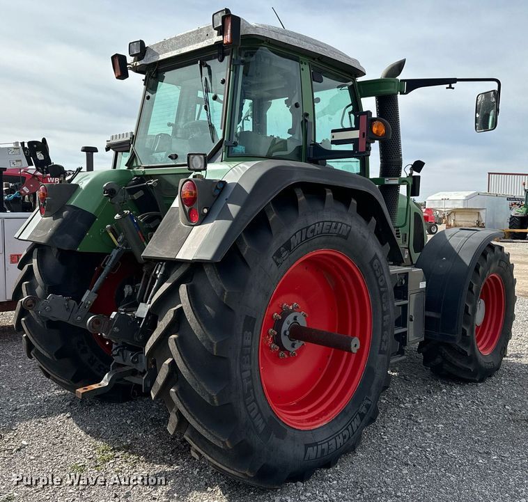 image for item EJ0210 2007 Fendt  820 Vario TMS MFWD tractor