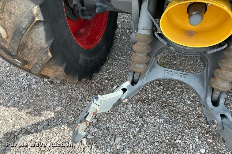 image for item EJ0210 2007 Fendt  820 Vario TMS MFWD tractor