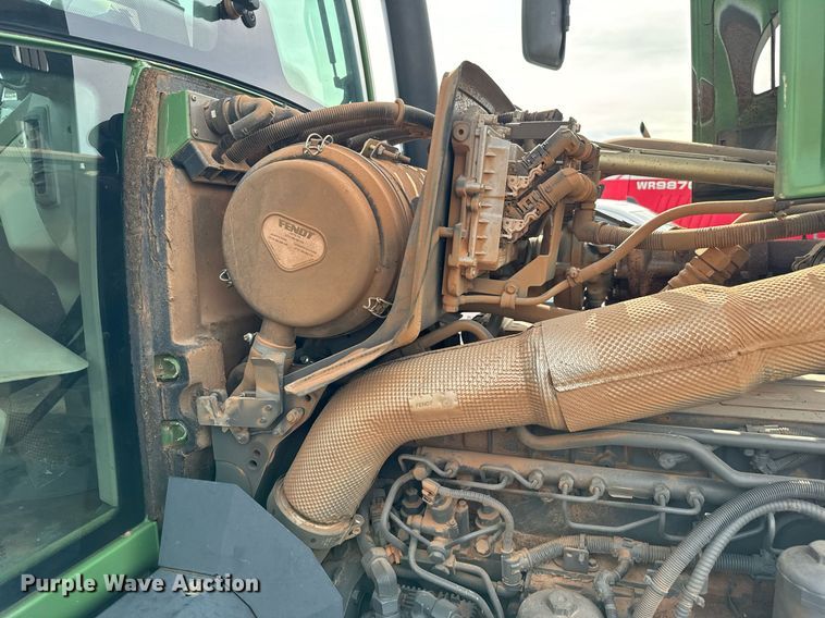 image for item EJ0210 2007 Fendt  820 Vario TMS MFWD tractor