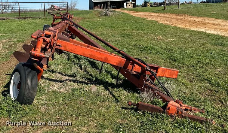 image for item EJ0229 Case seven bottom plow