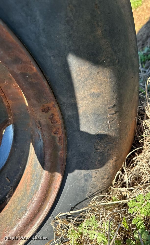 image for item EJ0229 Case seven bottom plow