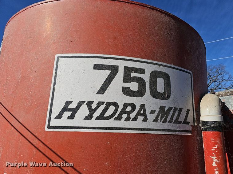 image for item EJ5839 Koehring Brady Hydra-Mill 750 feed grinder/mixer