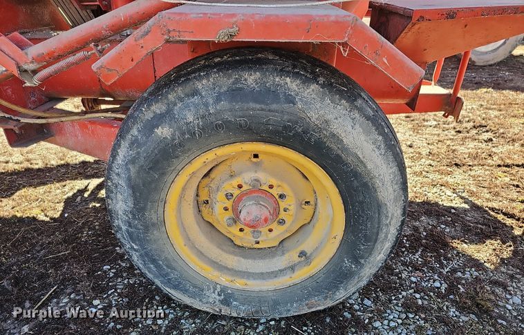 image for item EJ5839 Koehring Brady Hydra-Mill 750 feed grinder/mixer