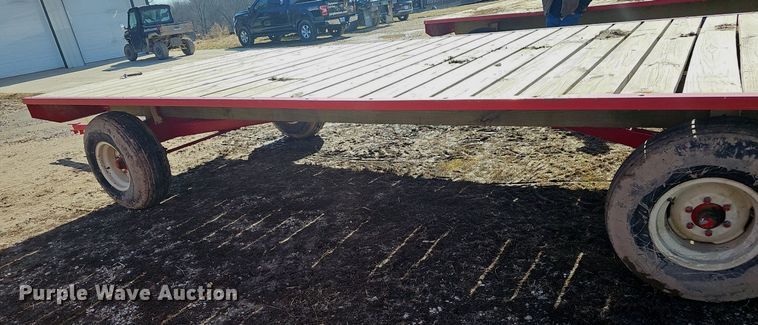 image for item EJ5840 E-Z Trail  1090 hay wagon