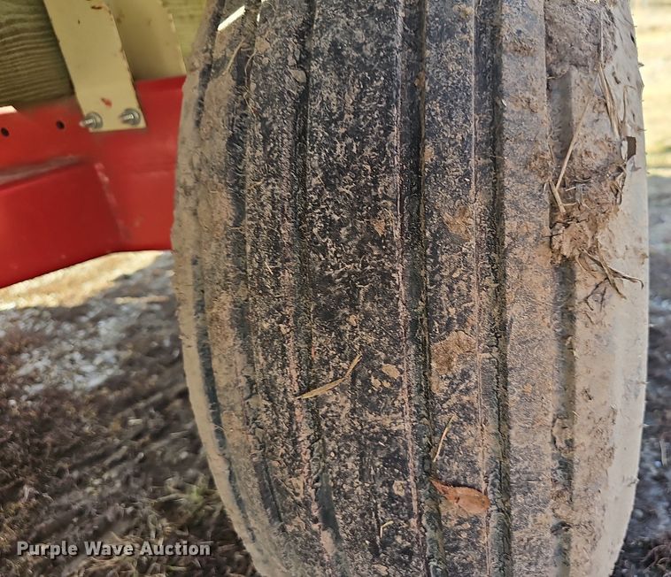 image for item EJ5840 E-Z Trail  1090 hay wagon