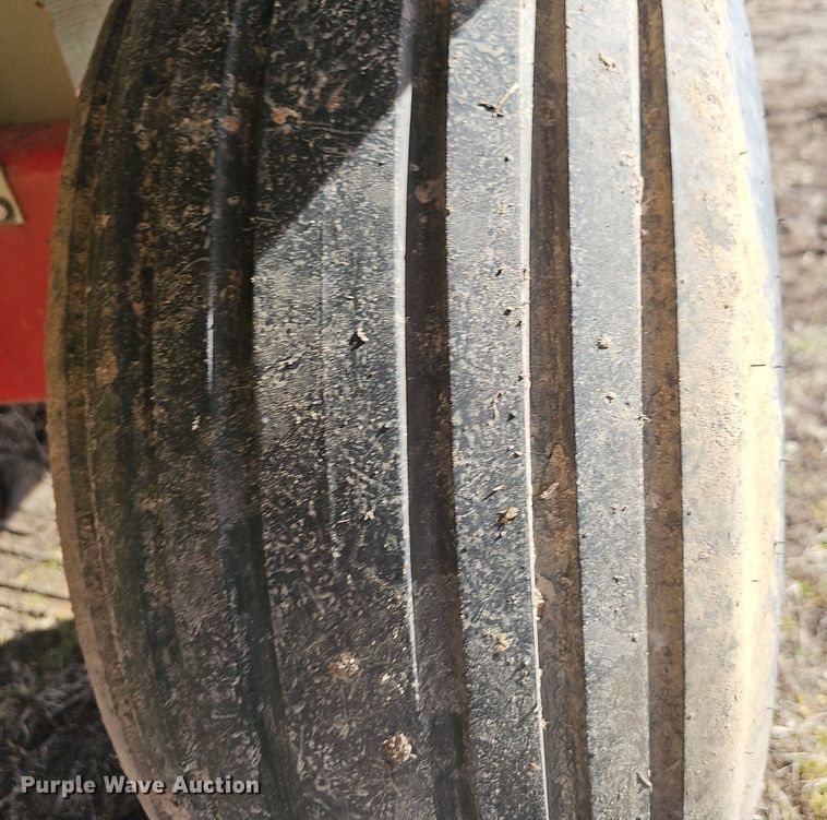 image for item EJ5841 E-Z Trail 1090  hay wagon