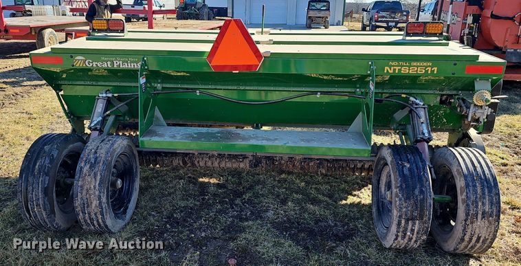 image for item EJ5842 Great Plains NTS2511 no-till seeder