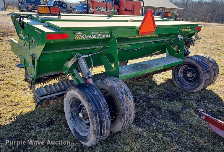 image for item EJ5842 Great Plains NTS2511 no-till seeder