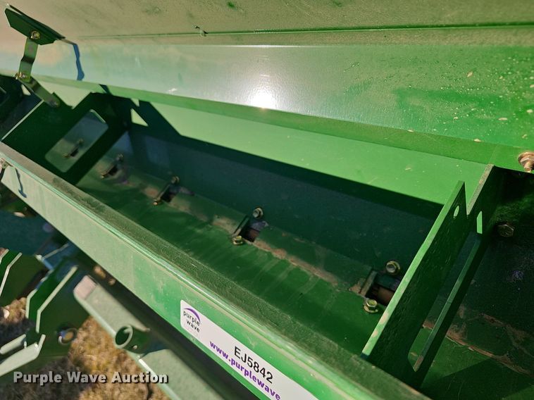 image for item EJ5842 Great Plains NTS2511 no-till seeder