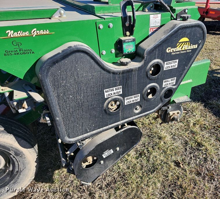 image for item EJ5842 Great Plains NTS2511 no-till seeder