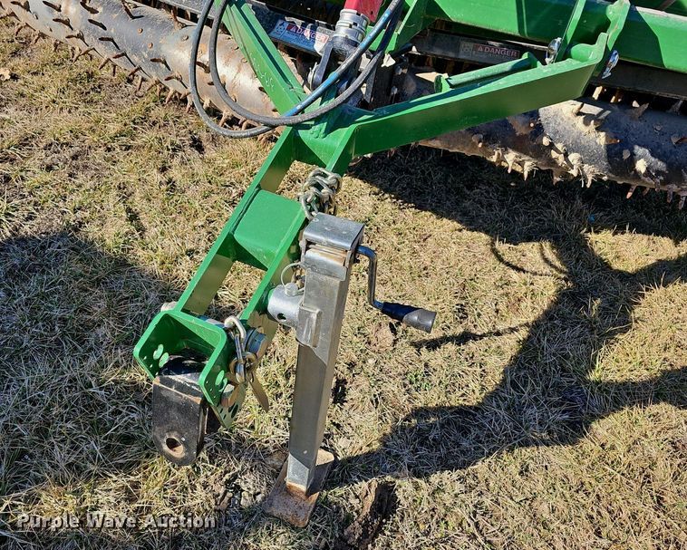 image for item EJ5842 Great Plains NTS2511 no-till seeder