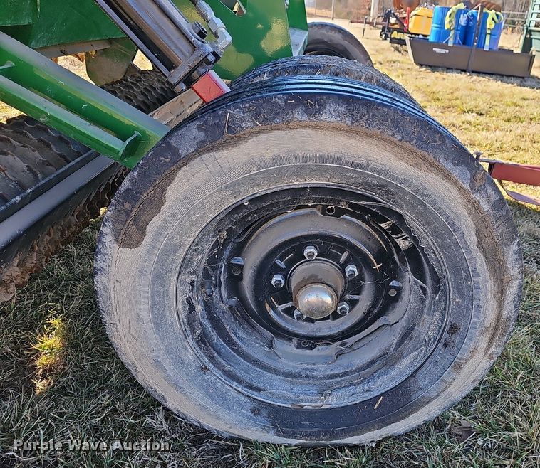 image for item EJ5842 Great Plains NTS2511 no-till seeder