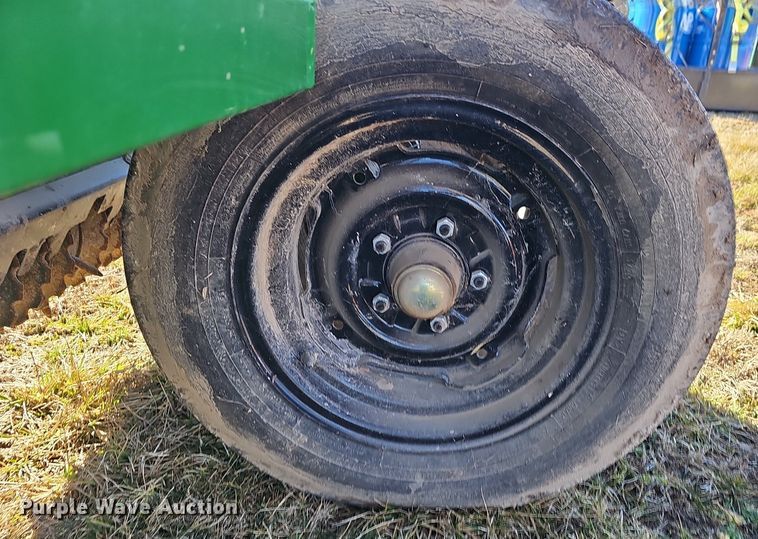 image for item EJ5842 Great Plains NTS2511 no-till seeder