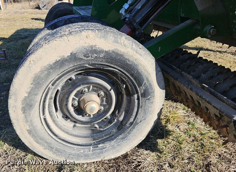 image for item EJ5842 Great Plains NTS2511 no-till seeder