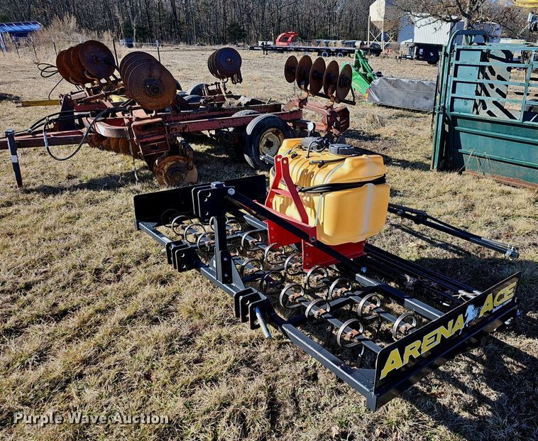 image for item EJ5846 Behlen Country Arena Ace groomer