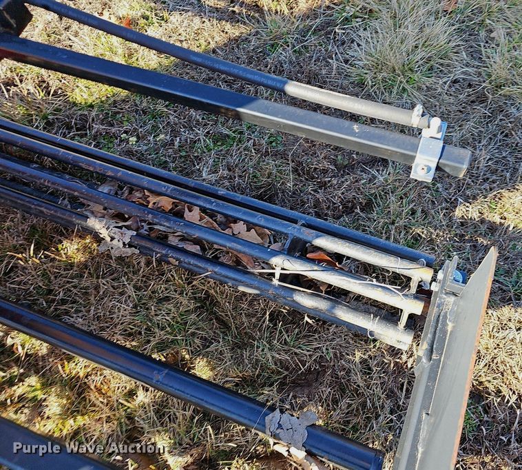 image for item EJ5846 Behlen Country Arena Ace groomer