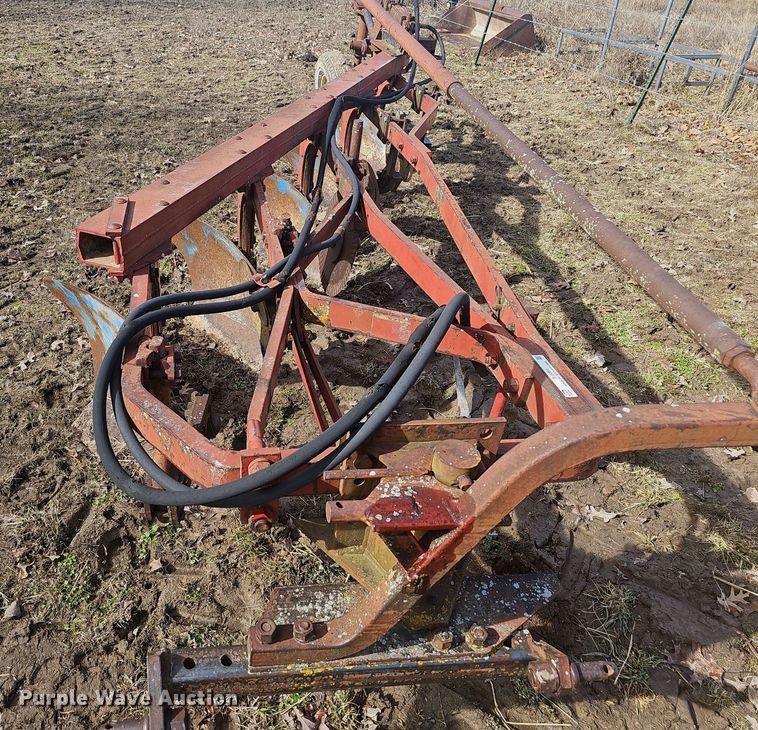 image for item EJ5851 Five bottom plow