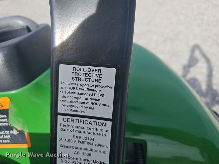 image for item EJ5861 2008 John Deere 3320 MFWD tractor