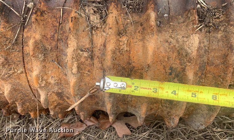 image for item KX9800 Brillion cultipacker