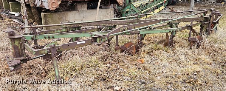 image for item LB9756 John Deere five bottom plow