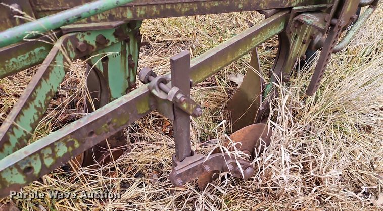 image for item LB9756 John Deere five bottom plow