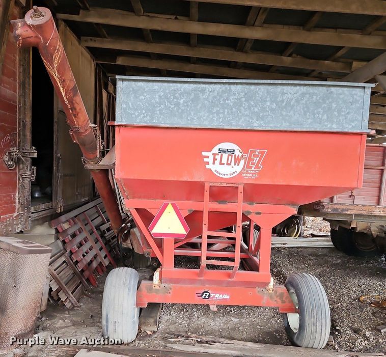 image for item LB9759 Flow-EZ 300 grain cart