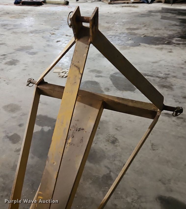 image for item LB9761 Three point blade