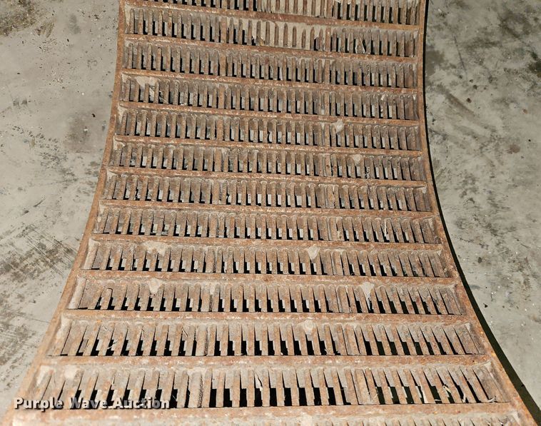 image for item LB9762 John Deere  9660 STS small wire concaves