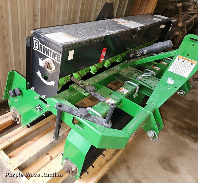 image for item LB9764 Frontier  GS1060L overseeder