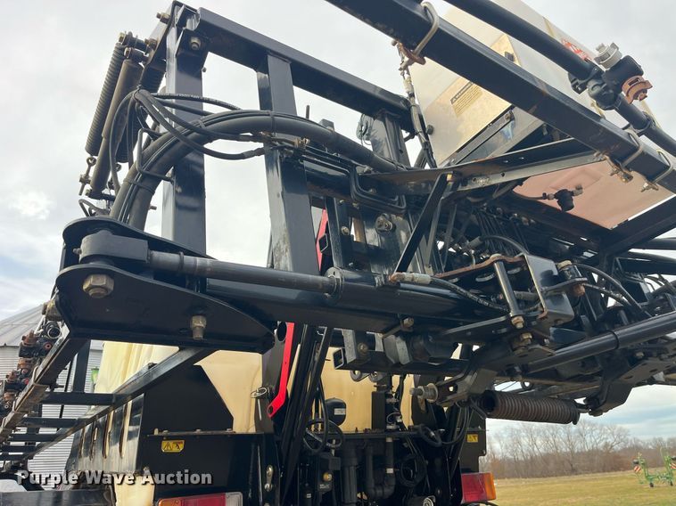 image for item LD9945 2012 Agco Spra Coupe 4660 