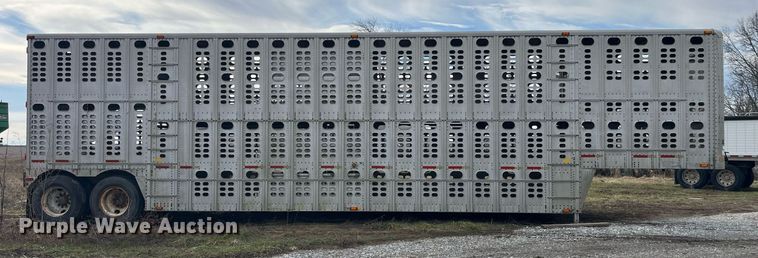 image for item LD9946 1989 Wilson livestock trailer