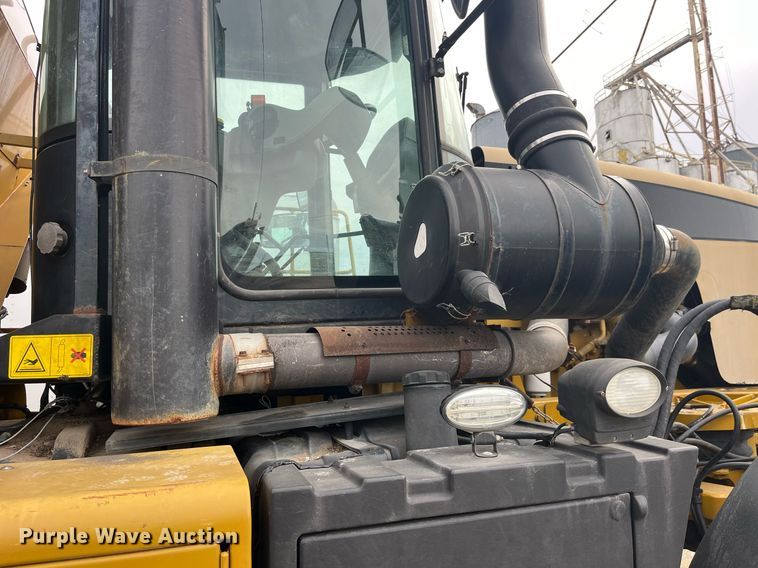 image for item LD9950 RoGator 1286C applicator