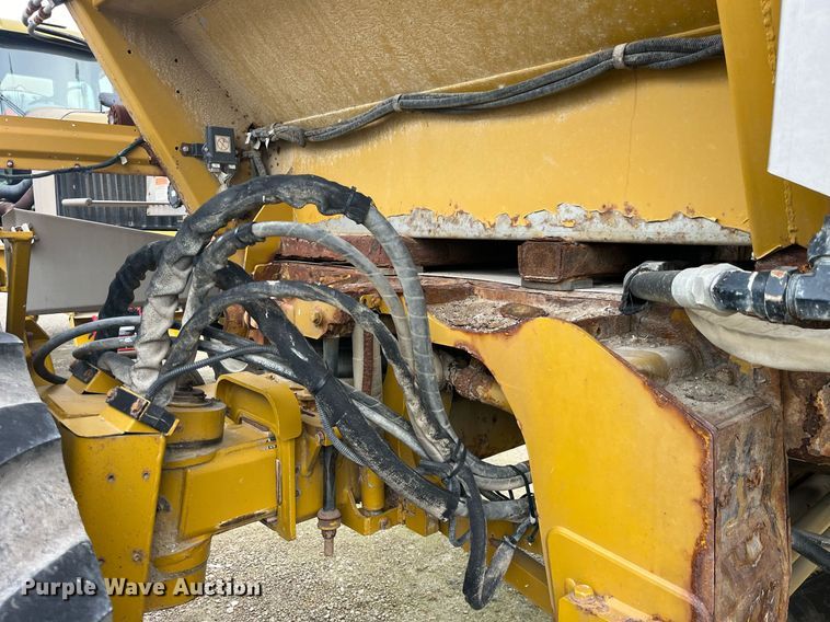 image for item LD9950 RoGator 1286C applicator