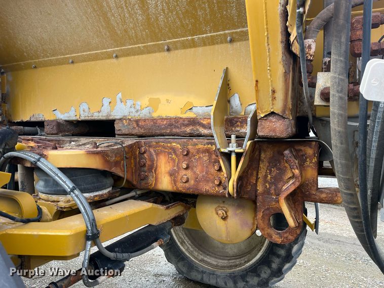image for item LD9950 RoGator 1286C applicator