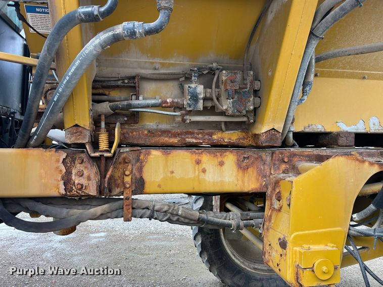 image for item LD9950 RoGator 1286C applicator