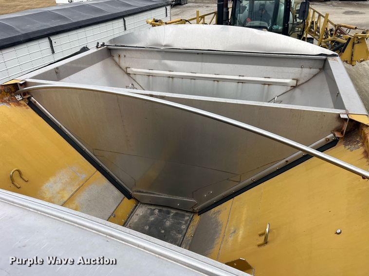 image for item LD9950 RoGator 1286C applicator