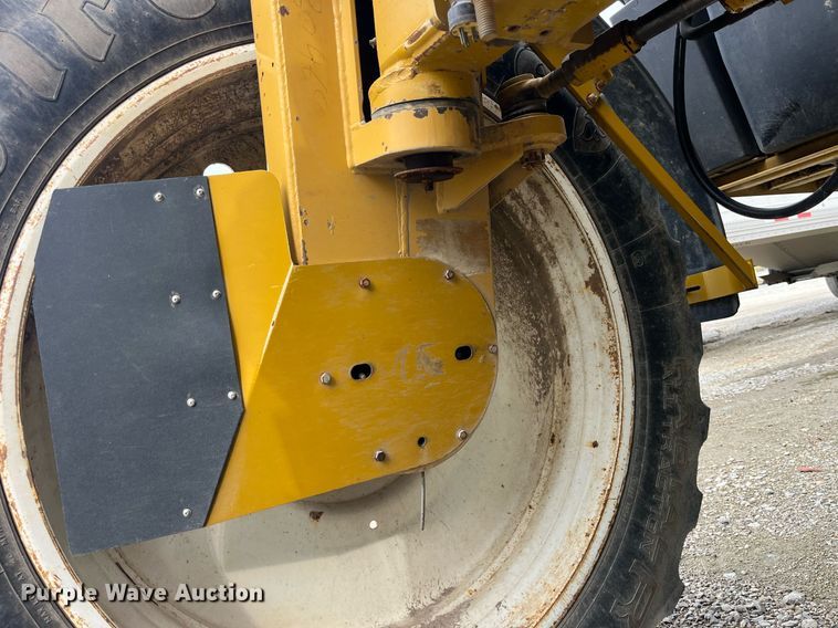 image for item LD9950 RoGator 1286C applicator