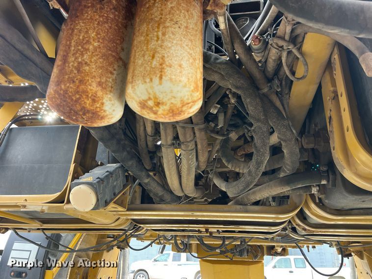 image for item LD9950 RoGator 1286C applicator