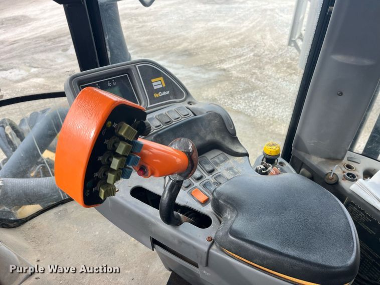 image for item LD9950 RoGator 1286C applicator